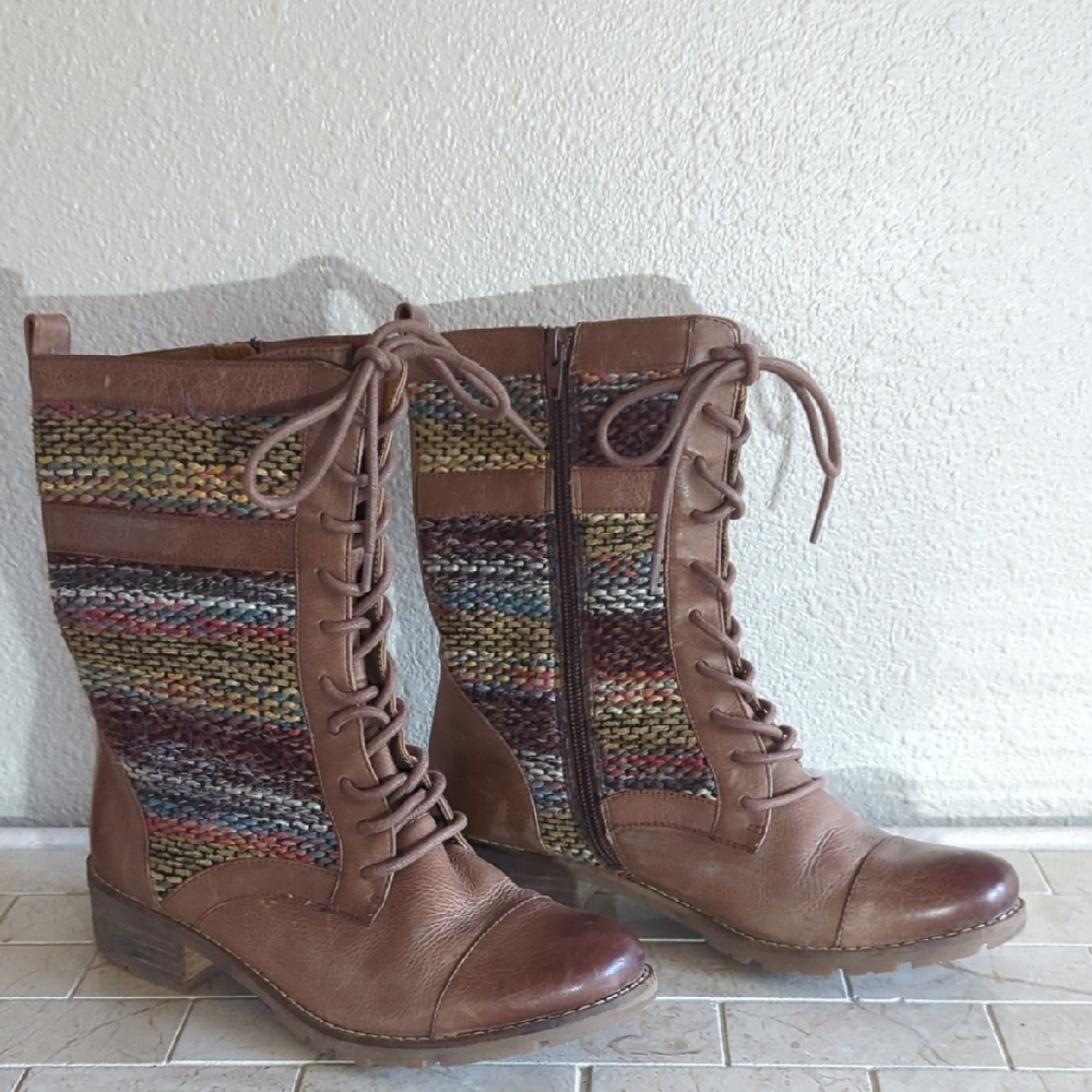 Soft Lace-up Leather Boots